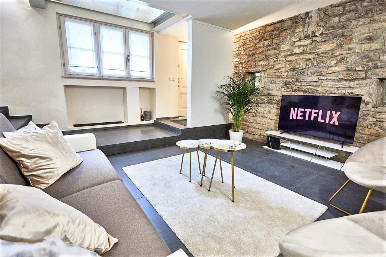 Astra-modern Loft Cathedral View *