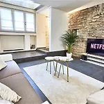 Astra-Modern Loft Cathedral View