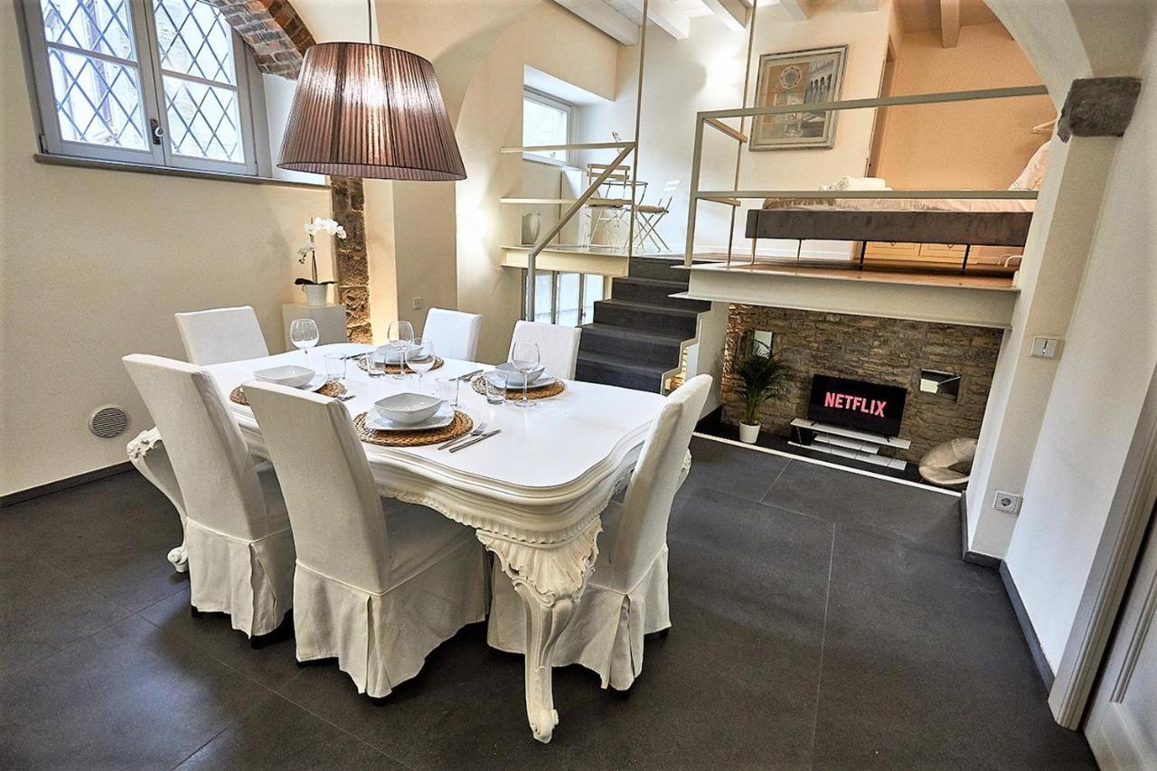 Astra-modern Loft Cathedral View Apartment